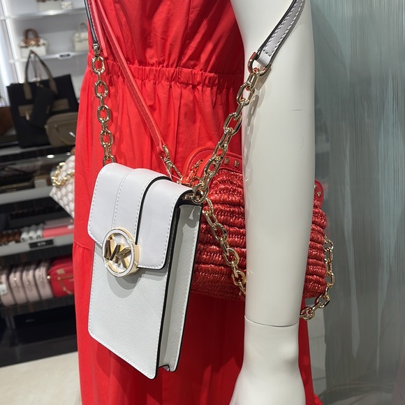 MICHAEL KORS CARMEN SMALL FAUX LEATHER PHONE CROSSBODY BAG - Picture 2 of 16